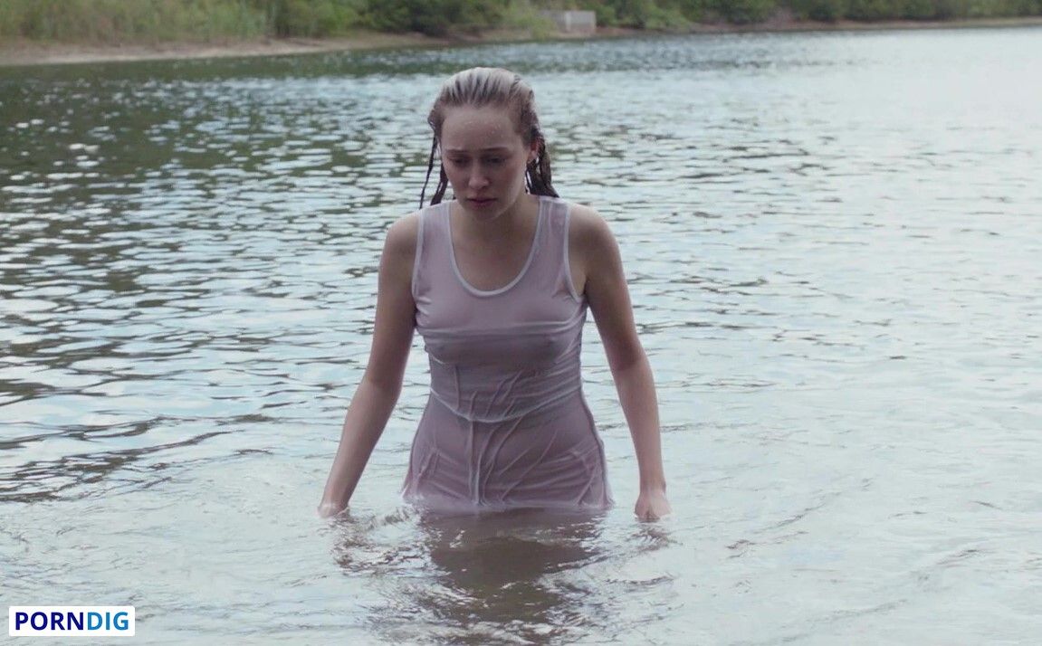 Alycia Debnam Carey Nude Leaked Photo #3 - Porndig