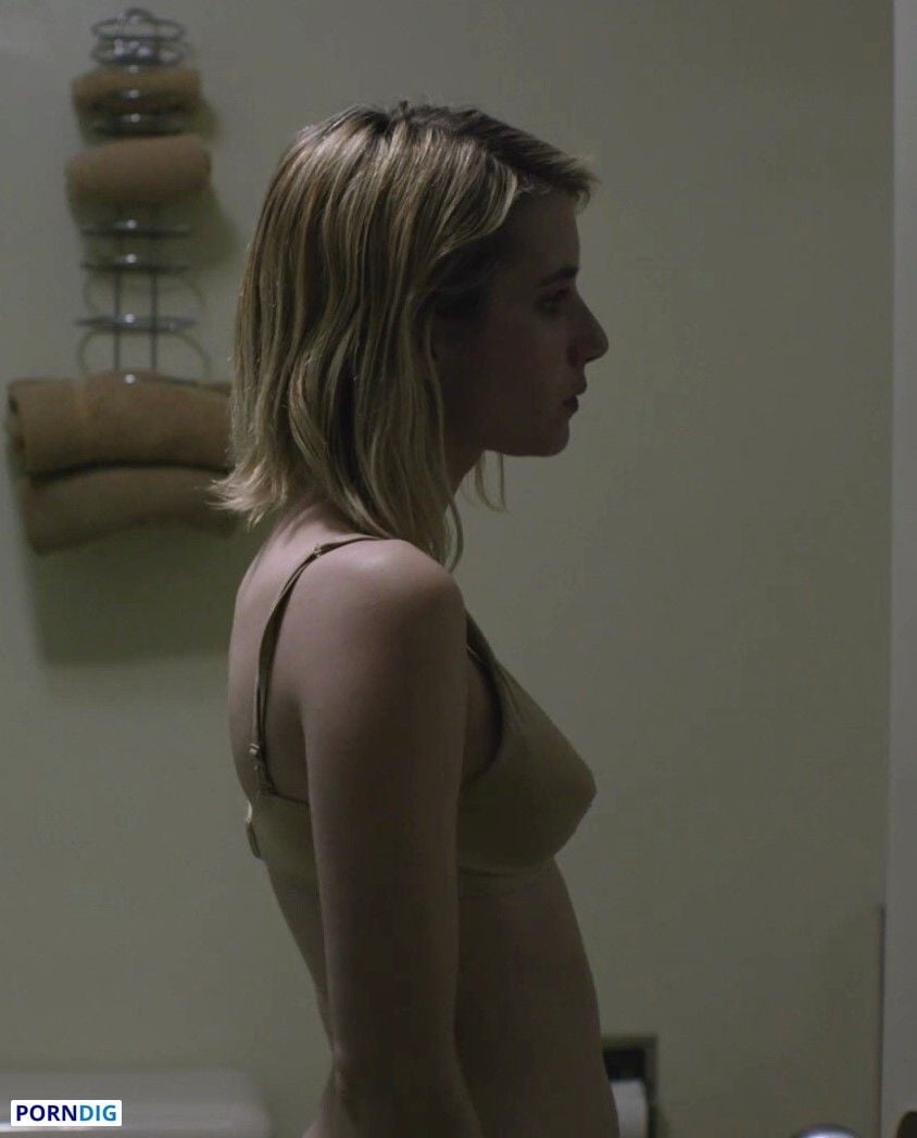 Emma Roberts Nude Leaked Photo #22 - Porndig