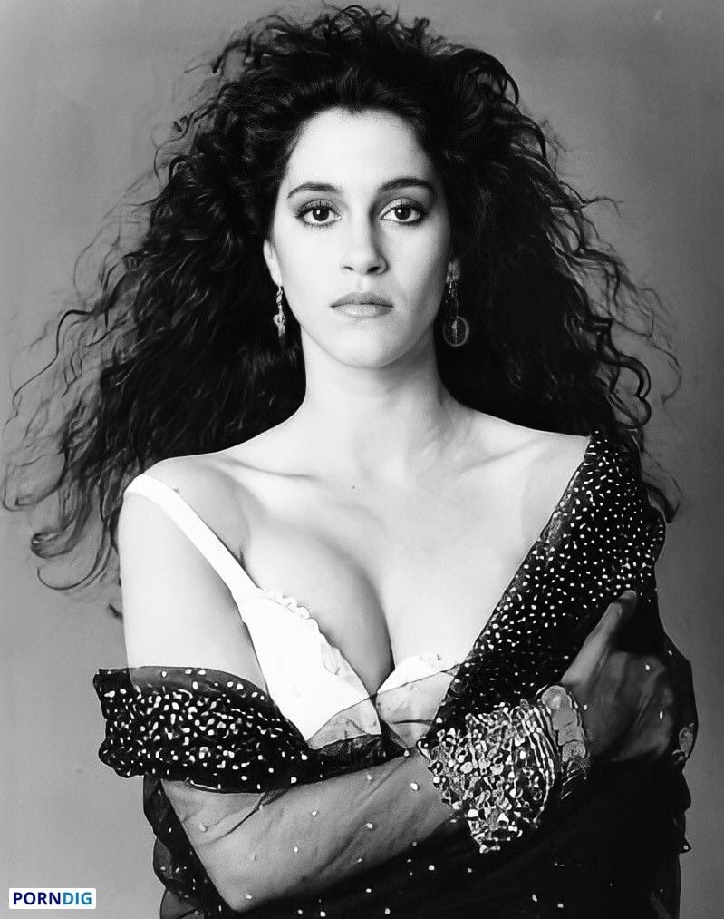 Jami Gertz Nude Leaked Photo #5 - Porndig