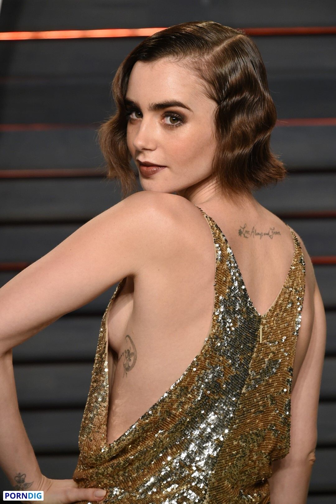 Lily Collins Nude Leaked Photo #11 - Porndig