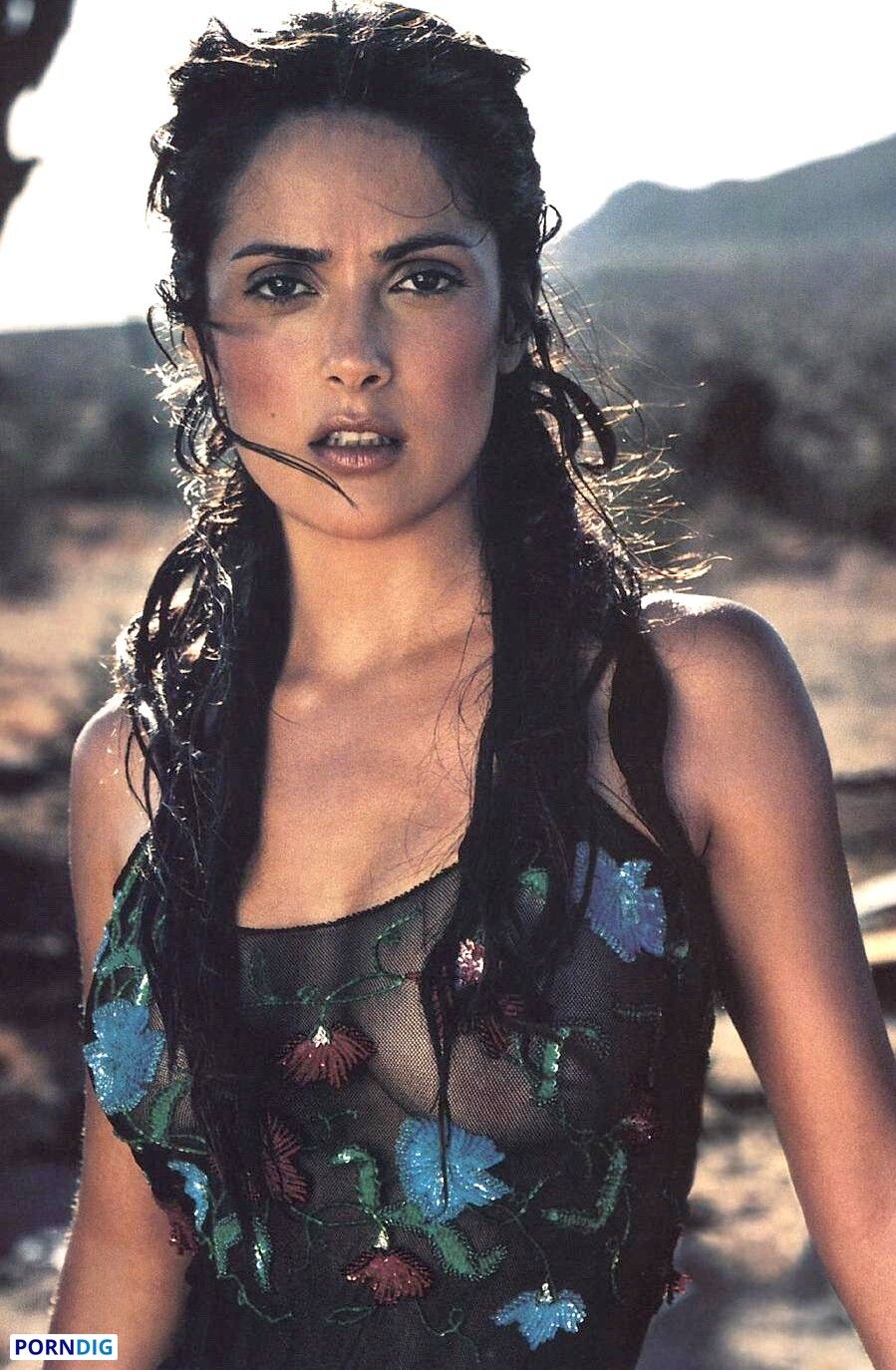 Salma Hayek Nude Leaked Photo #10 - Porndig