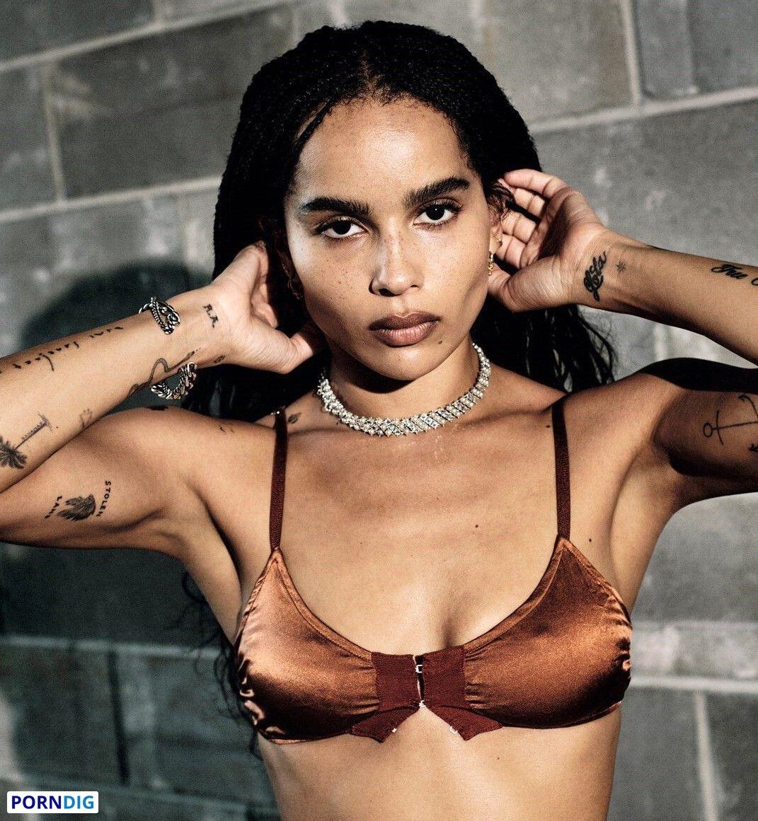 Zoe Kravitz Nude Leaked Photo #43 - Porndig